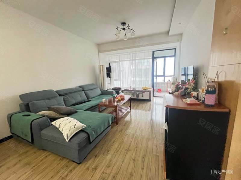 置信丽都花园城a区外侧