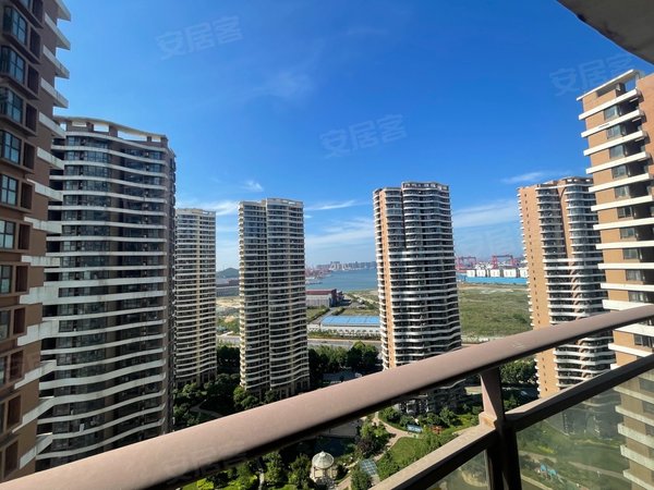 青岛黄岛薛家岛海尔山海湾山海湾海景套一全天采光家具齐全拎包入住可