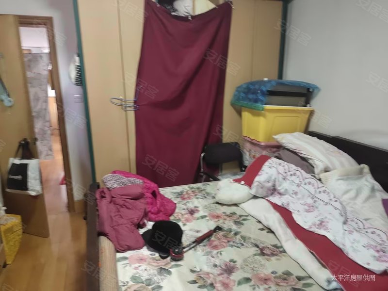 马当路地铁旁,中层两房,业主急卖,看房直接找我,祥安公寓二手房,825万