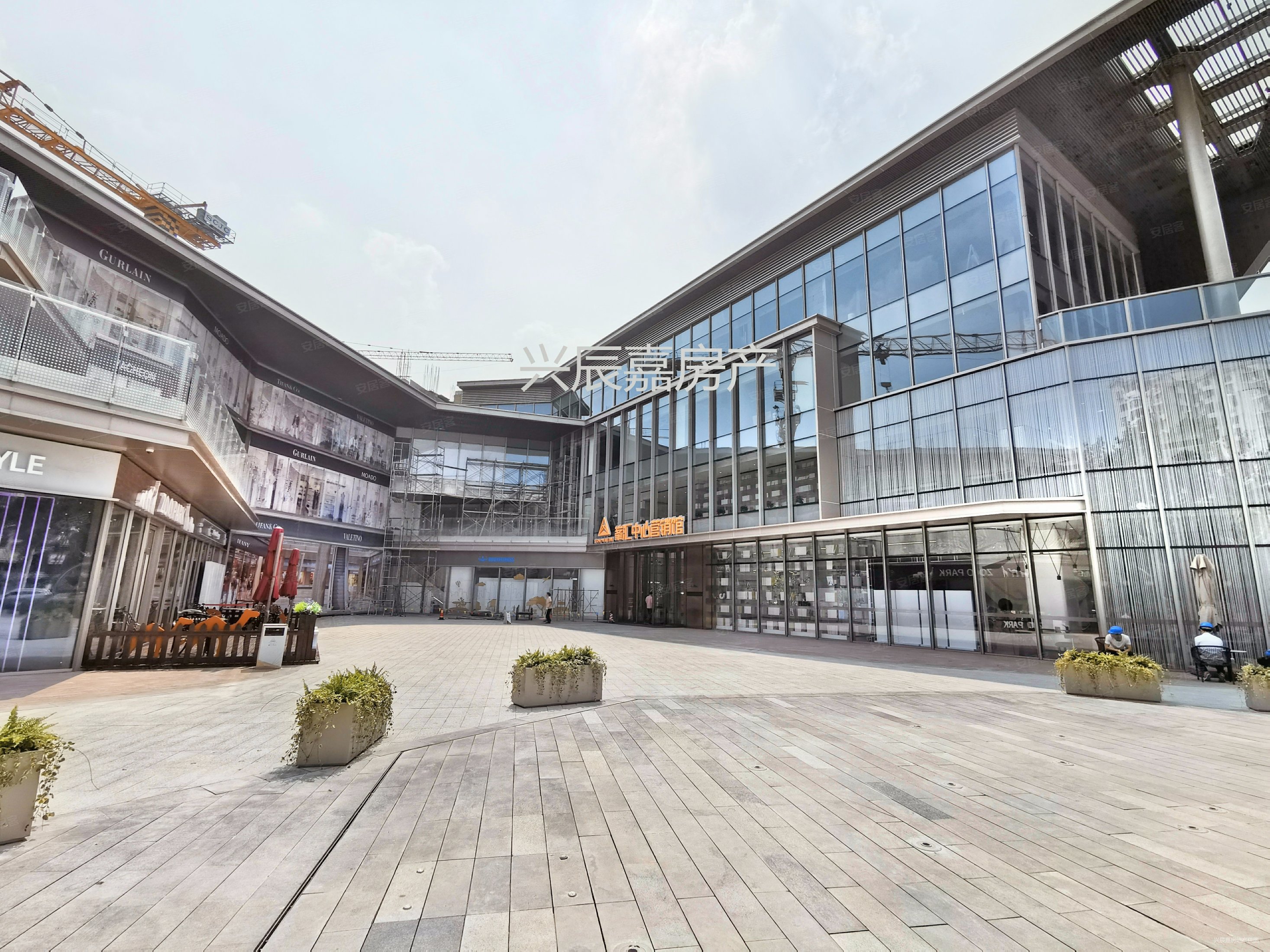 峯汇中心(商住楼)1室1厅1卫30㎡南北35万