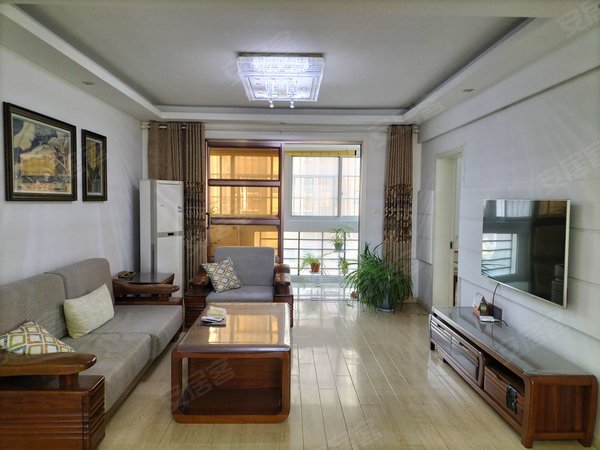 连云港海州苏宁广场枫林水岸19801980 二附小对面 精装修三室 电梯房