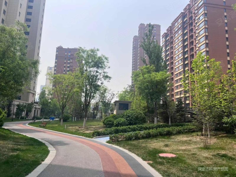 k2玉兰湾豪装3室2厅1卫1阳台 交通便利 设施齐全