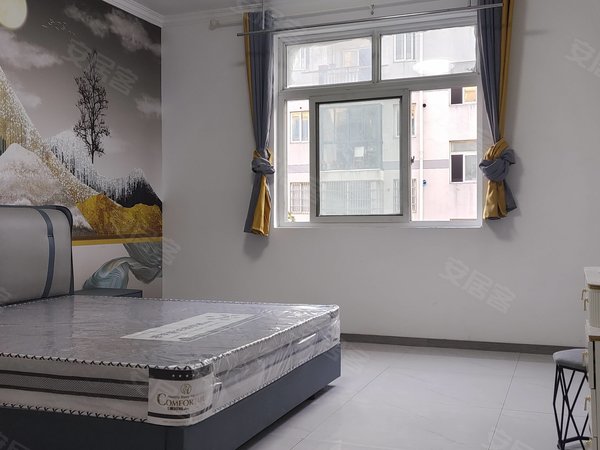 常州武进高新区南隆家园(南区)南夏墅地铁口旁精装三室,南北通透采光