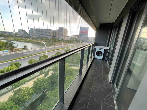 深圳宝安福永会展湾水岸广场新出大4房 会展湾水岸广场 南北通透 随时