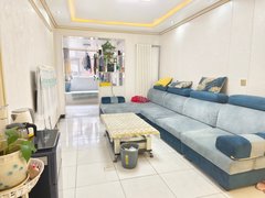 庆阳西峰西峰城区桐树街 一中 团结附近 两居室家具齐全 停车方便 临近昊鑫出租房源真实图片