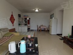 阳春春城春城城区卓信新城大三房，出入方便，近市场近学校！家私电器齐全拎包入住出租房源真实图片