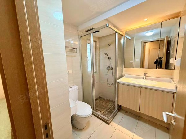 苏州吴中木渎香格里花苑(东区)香格里花苑(东区) 精装修 电梯房 通风好出租房源真实图片