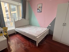 贵阳白云白云公园无中介押一付一 白云区人民医院第七初级中学精装电梯合租单间出租房源真实图片
