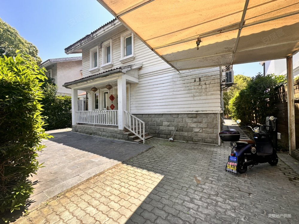 上海房产网>上海二手房>青浦二手房>徐泾二手房>西郊华城>1000_750