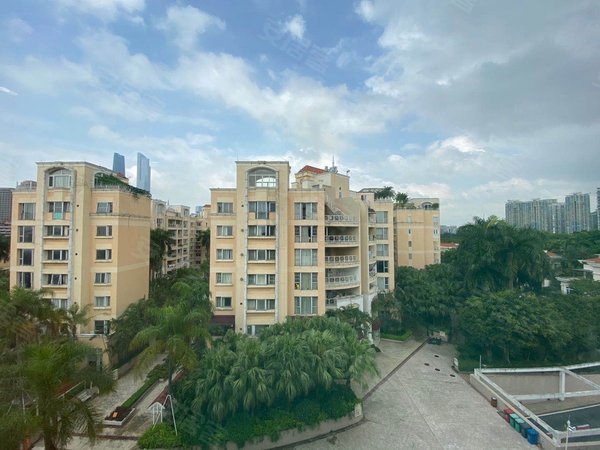 广州越秀二沙岛金亚花园二沙岛金亚花园,小区停车方便,高层南北通透