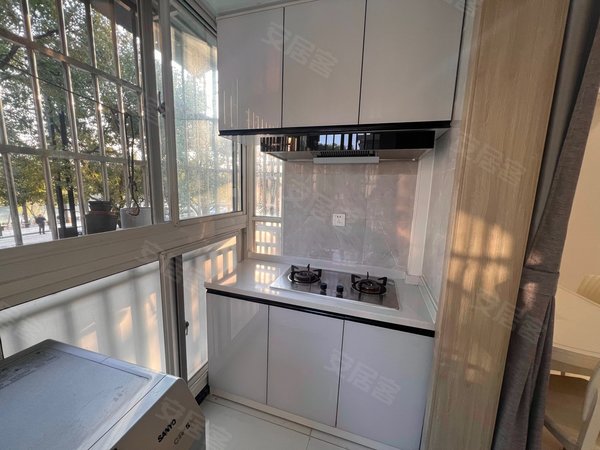 上海闵行浦江滨浦新苑四村8号线联航路 滨浦新苑四村  精装一室一厅