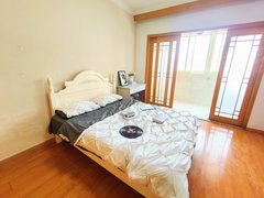 南京建邺奥体7号线急租主卧阳台0距离中胜 新城科技园 龙湖天街 无中介出租房源真实图片