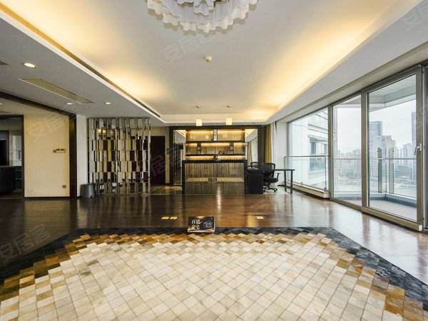 陆家嘴租房,中粮海景壹号丨外滩江景一览无余丨奢金装修丨身份象征丨