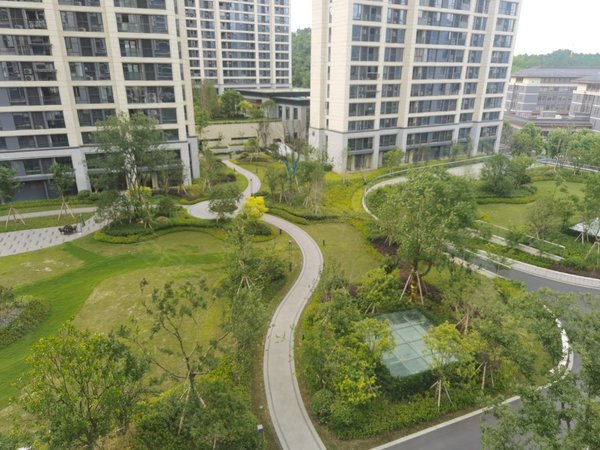 杭州临安临安城区花漫里(临安)楼层好,视野佳,采光充足,看房方便,房东