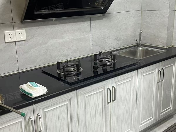 金华武义县武义城北壶山广场(商住楼)壶山广场单身公寓，一室一厅一厨一卫出租房源真实图片