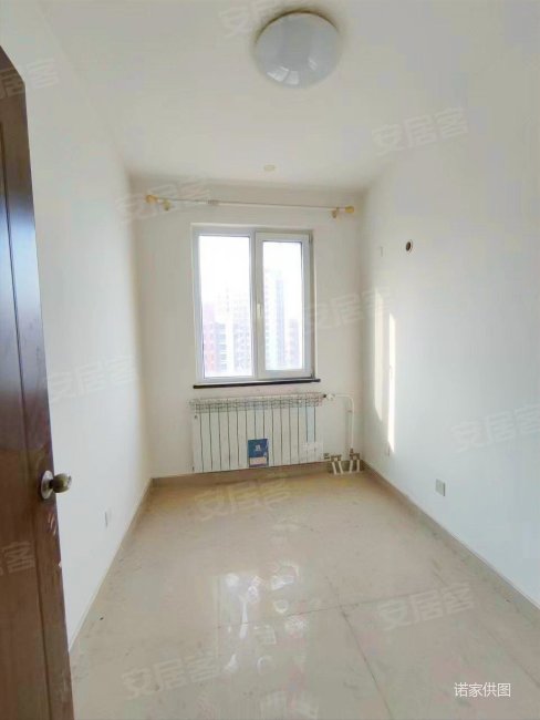 辰庆家园 正南朝向 高楼层视野无遮挡 近医院