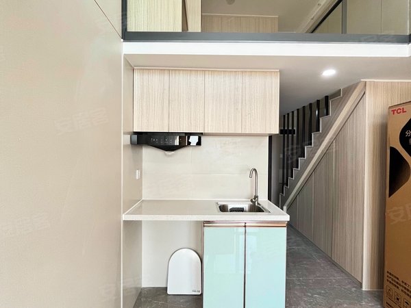 广州白云金沙洲创基广场全新loft 公寓1房 家私齐全 拎包入住出租房源