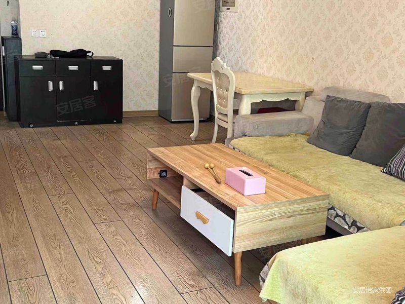 客厅带阳台朝南,明发豪庭二手房,360万,2室1厅,1卫,78平米-厦门安居客