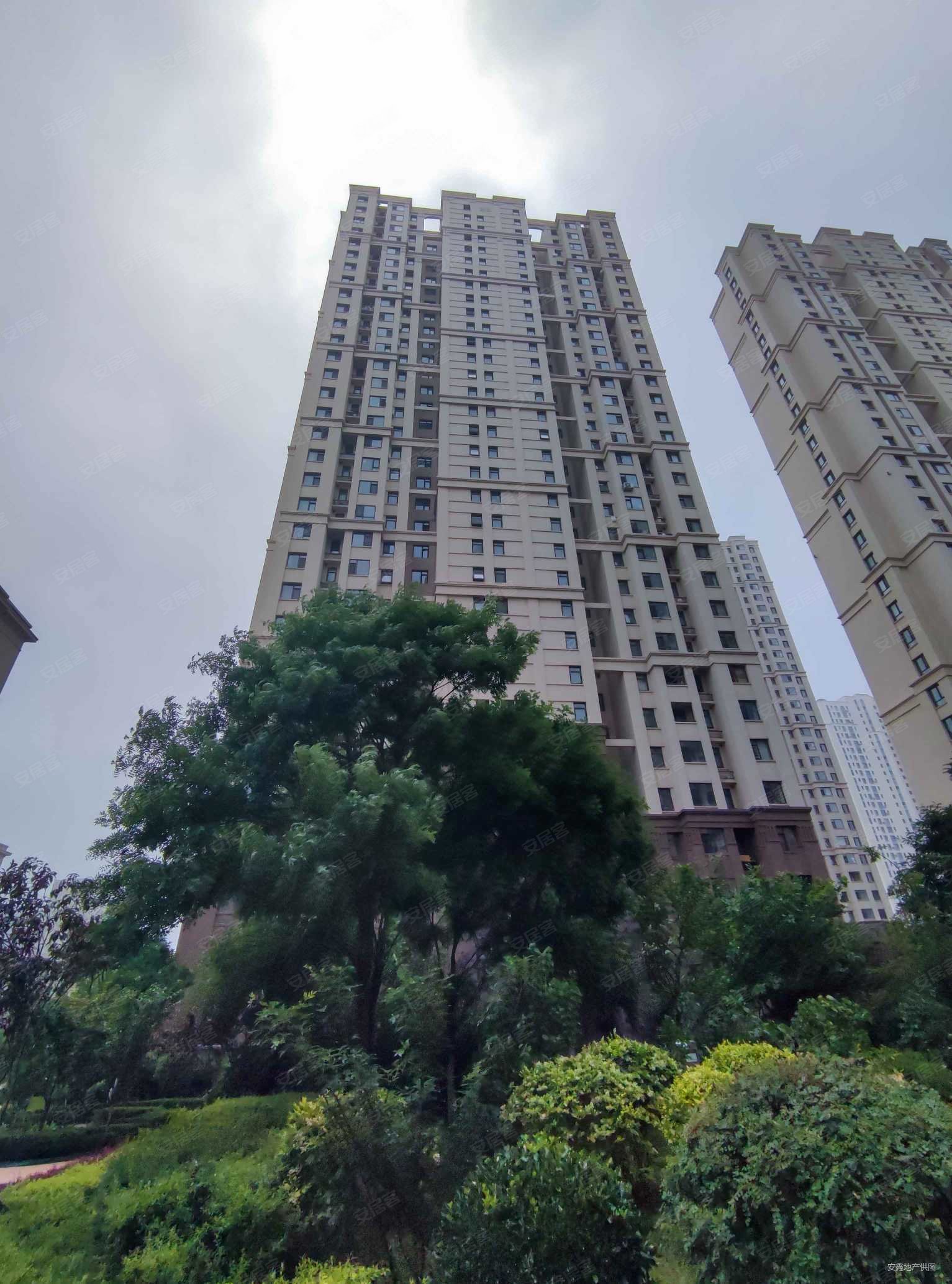 高新c位中海紫御观邸毛坯大两居看房方便买房3千