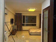 鞍山铁东站前万熹C座月租押一付一，21楼单室精装修，家具家电齐全，有宽带出租房源真实图片