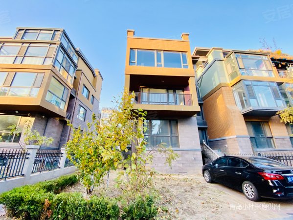 万科青岛小镇(四期东区林溪别墅)5室2厅2卫162.76㎡南北290万