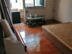烟台莱山迎春大街商贸城花都单间,新房出租,随时入住。出租房源真实图片