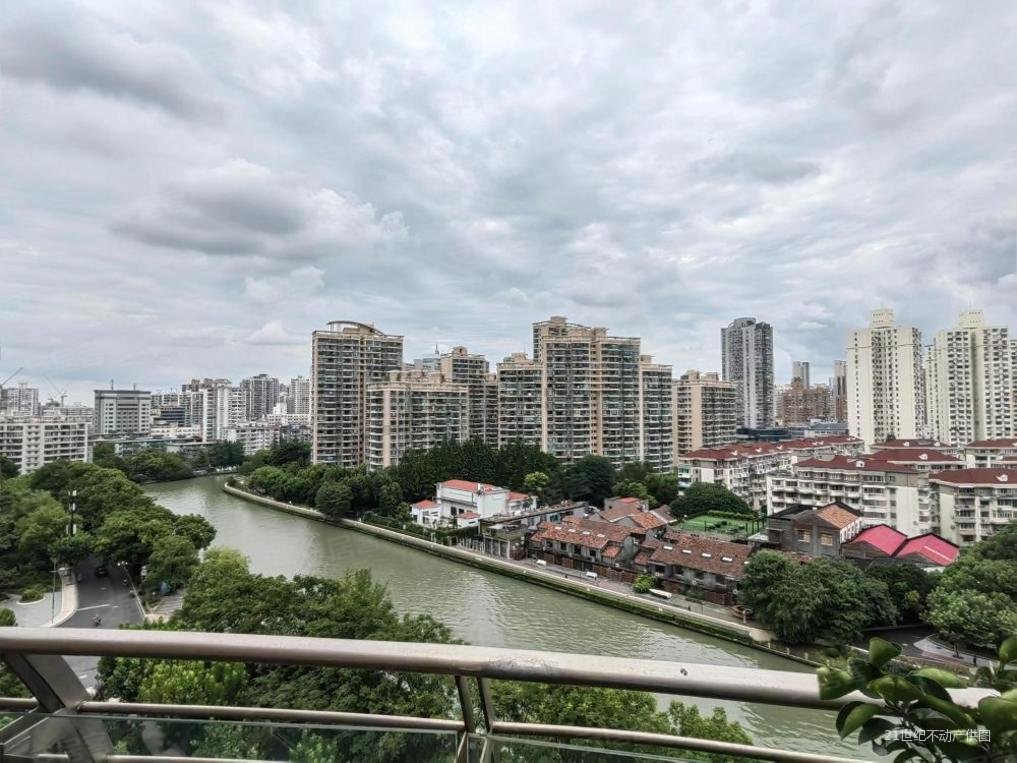 上海房产网>上海二手房>普陀二手房>武宁二手房>新湖明珠城(二三期)>