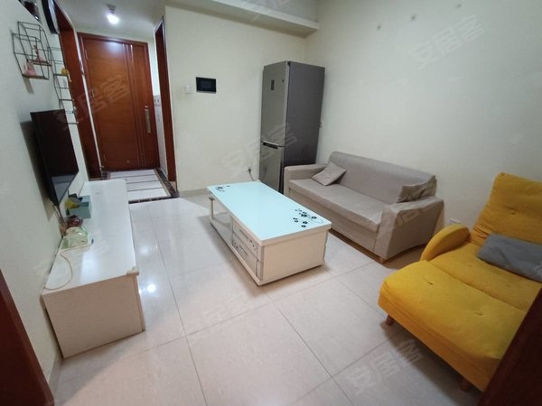 新上房源!南园枫叶公寓!精装修两房一厅!出租房源真实图片