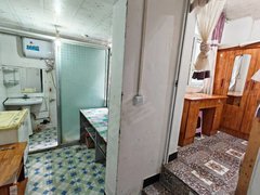 六盘水钟山新世纪广场房。东。直。租。步行到万达，名都商业广场单身公寓出租出租房源真实图片