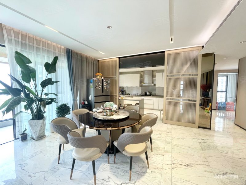 一环中心豪宅逸天峰大平层 一梯一户端头房 大横厅宽幅阳台,俊发逸