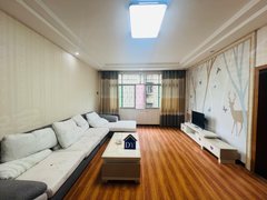 嘉鱼嘉鱼城区嘉鱼市区中北家园对面精装大三室出租出租房源真实图片