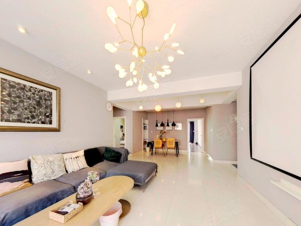 武汉武昌积玉桥蓝湾俊园2号线地铁口,小高层三房两卫,居住舒适,随时