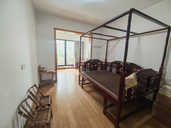 金华东阳东阳江北黄金北岸黄金北岸 精装修 ！三室两厅两卫！大边套！2800包物业费！出租房源真实图片