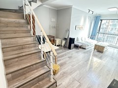 贵阳观山湖高新区北大资源梦想城 麒龙商务港 拎包入住 急租 可短租 北站出租房源真实图片