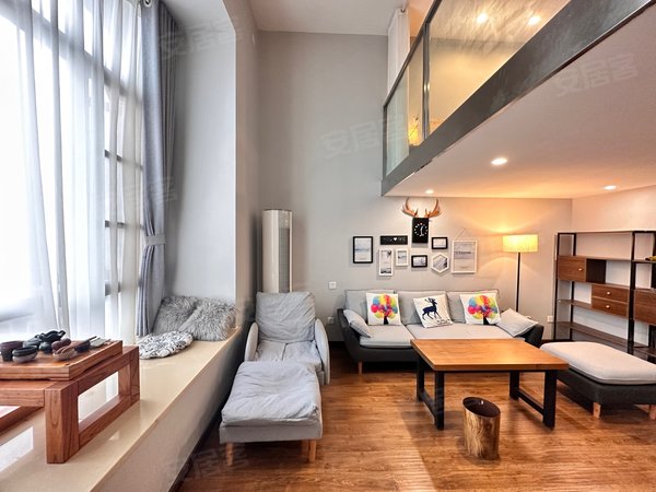 融创香璟台西苑(商住楼)高新区天府五街 软件园 银泰城 loft大套二