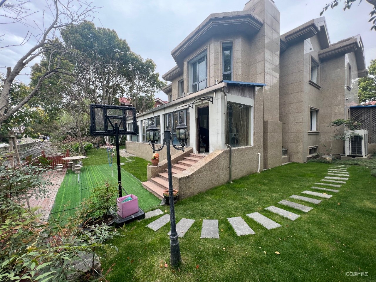 佘山银湖别墅急出独栋好房不等人