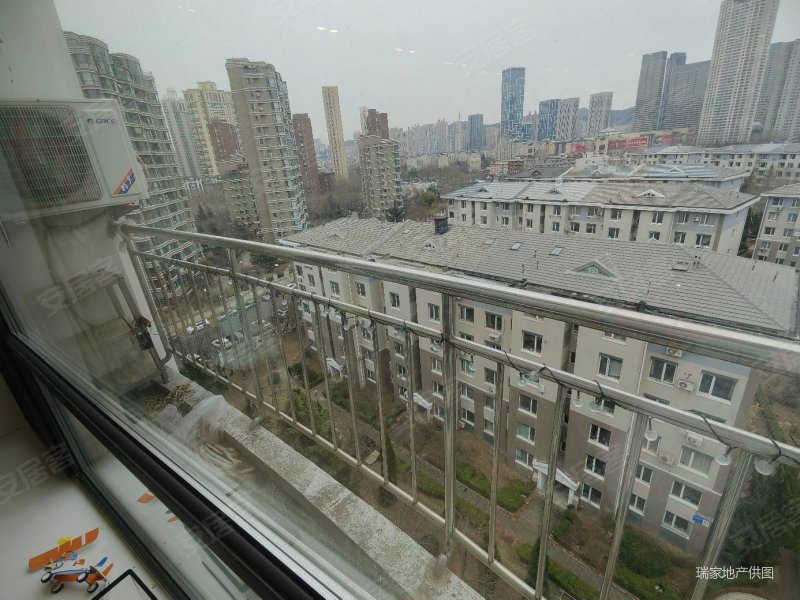 星海人家带阁楼近2年精装保持好户型通透视野嘎嘎滴