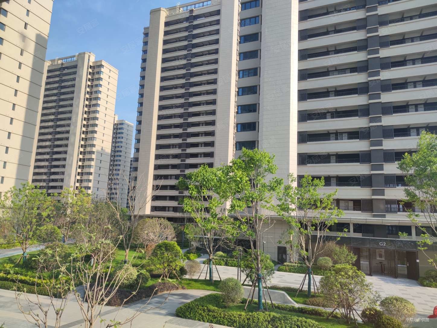 急急急急急售旭辉翡翠江来进地铁小三居