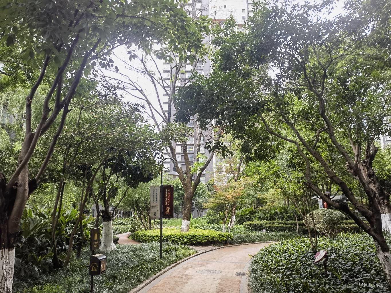 二环內品质小区金色俊园精装端头大三房出售