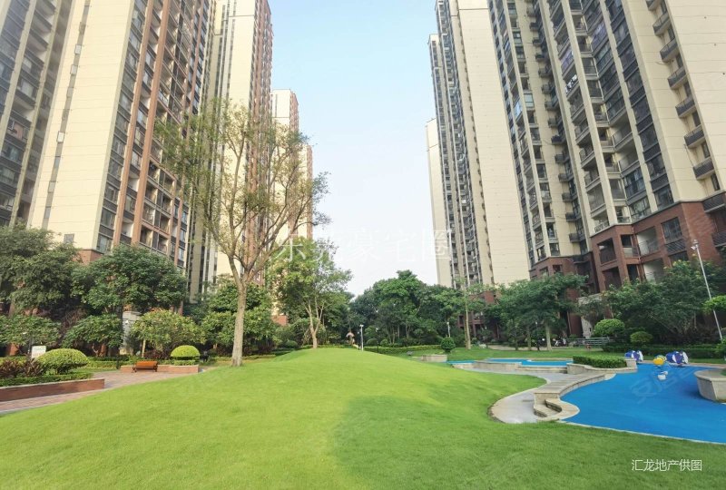 金地城南艺境4室2厅2卫126.72㎡南北220万