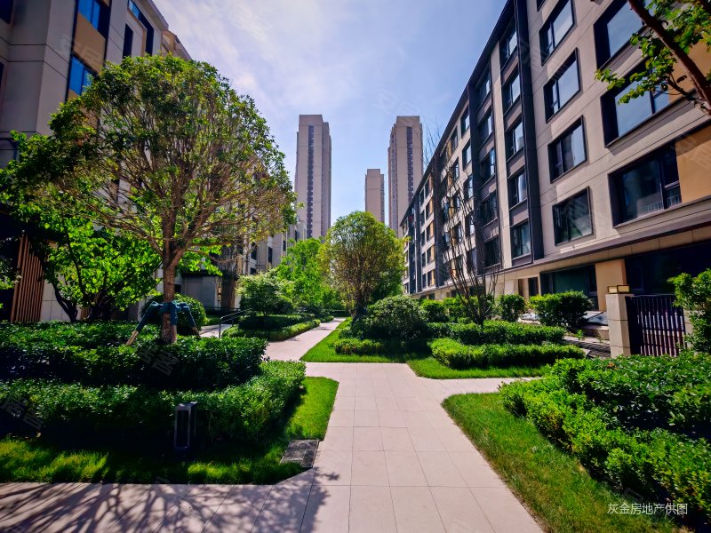 西安房产网>西安二手房>高新区二手房>丈八北路二手房>万科翡翠国宾>