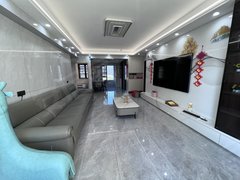 泉州晋江世茂御龙湾保真！龙湖嘉天下紫宸二期 轻奢风大四房 连体衣柜 大落地窗出租房源真实图片