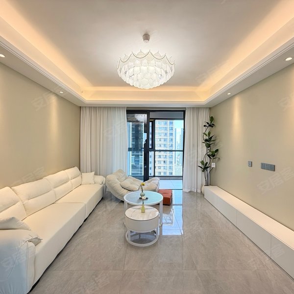 整租｜急租！价格可谈 王家湾七里庙地铁口 摩尔城 万科未来中心