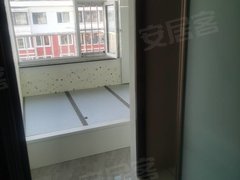 长春净月大学城（无费用）马斯特大厦东北师范大学对面。出租房源真实图片