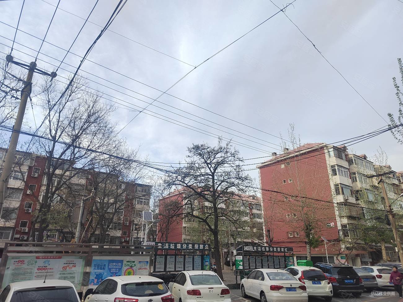 14号线大井站丰台体育馆多层板楼层南北两居室免了税了