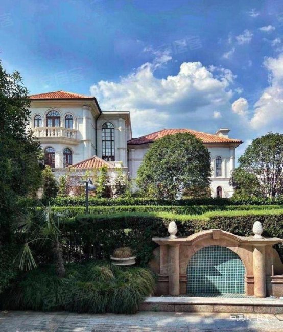 檀宫8室5厅6卫1847.8㎡南北60003万