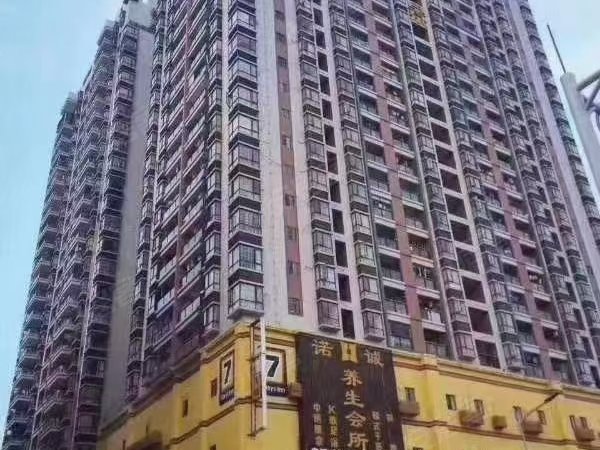 【多图】汇龙峰景,观澜租房,观澜章阁汇龙百货大三房,家私家电齐全领