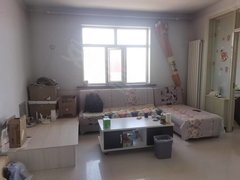 张北张北镇张北城区出租三居的步梯6楼,家具家电齐全,年租9500包物业取暖出租房源真实图片