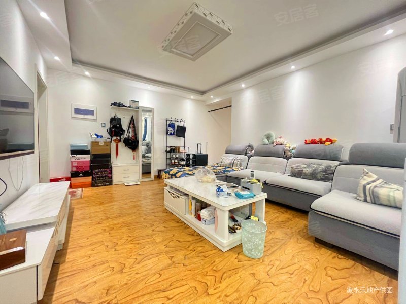 三兴鑫园临地铁医疗配套成熟可改小三室采光好商圈成熟