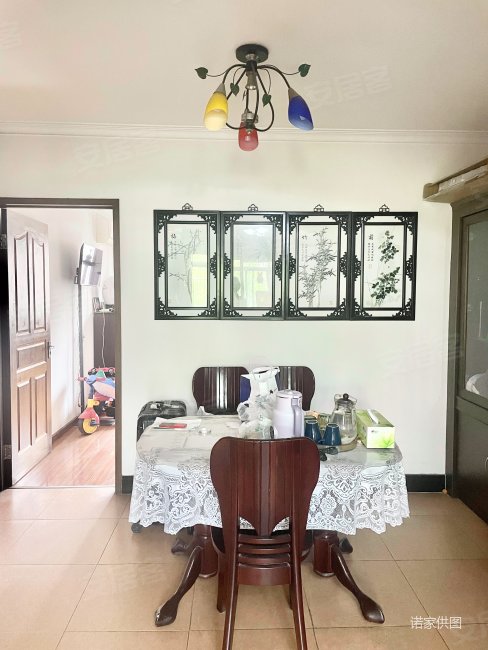 燕宇花园 中间楼层 近医院 近地铁 满五   南北通透